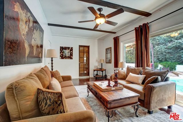 10467 Oakdale Avenue, Chatsworth (los Angeles), CA 91311