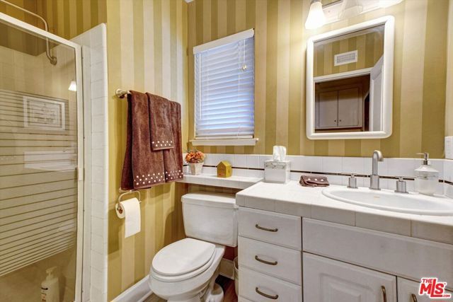 10467 Oakdale Avenue, Chatsworth (los Angeles), CA 91311