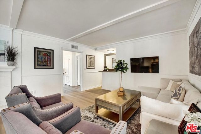 10467 Oakdale Avenue, Chatsworth (los Angeles), CA 91311