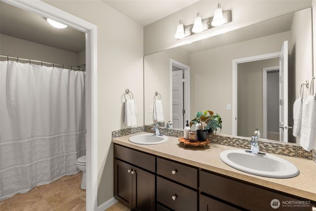 4710 Skylark Street NE, Olympia, WA 98516