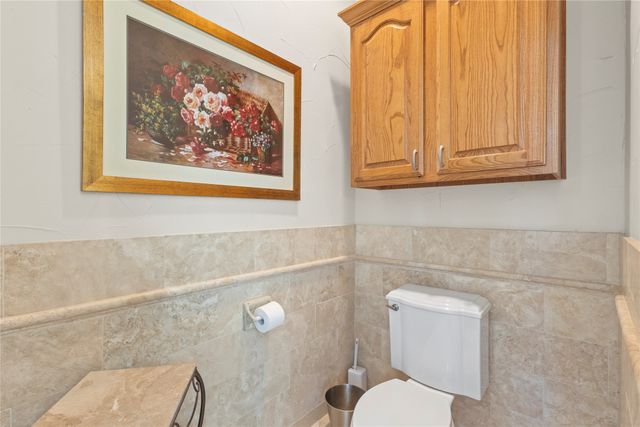 143 Southwood Drive, Burleson, TX 76028