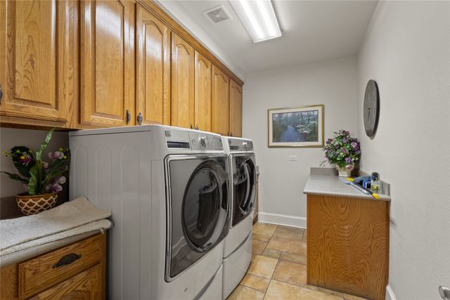 143 Southwood Drive, Burleson, TX 76028