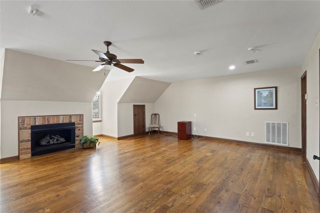 143 Southwood Drive, Burleson, TX 76028