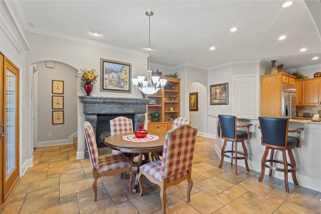 143 Southwood Drive, Burleson, TX 76028