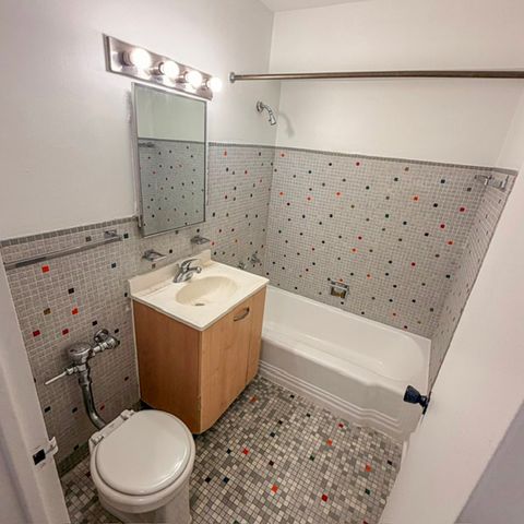 7337 S South Shore Drive 912, Chicago, IL 60649