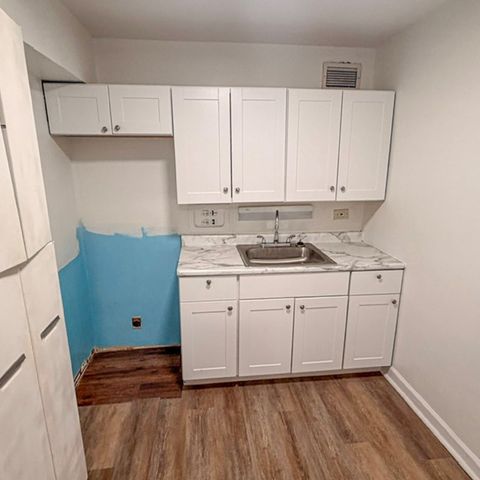 7337 S South Shore Drive 912, Chicago, IL 60649