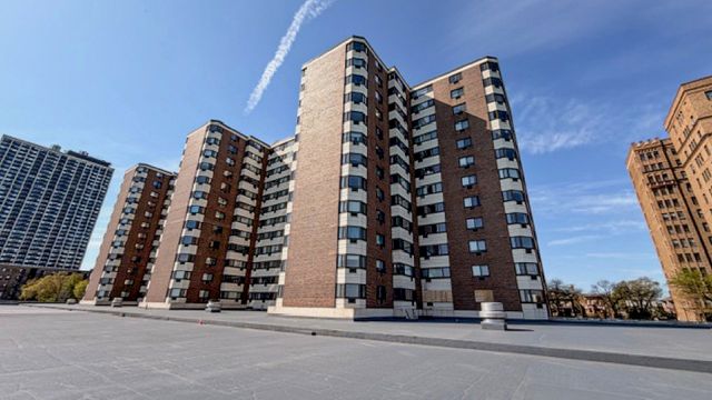 7337 S South Shore Drive 912, Chicago, IL 60649