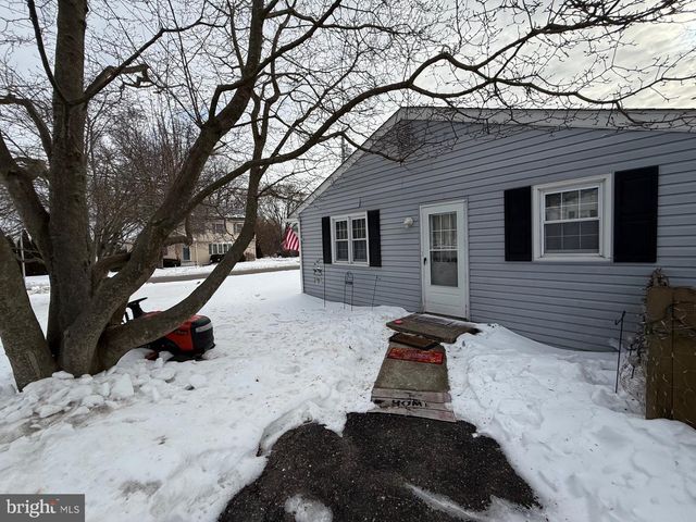 75 KANSAS RD, Pennsville, NJ 08070