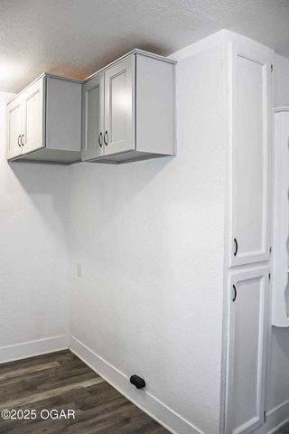 521 Oakridge Drive, Neosho, MO 64850