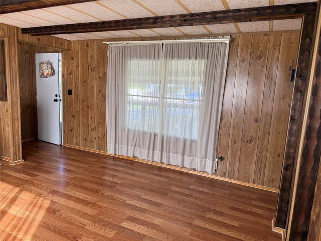 242 Cobb Avenue, Van Alstyne, TX 75495