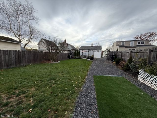 1434 E 2Nd St, Plainfield City, NJ 07062