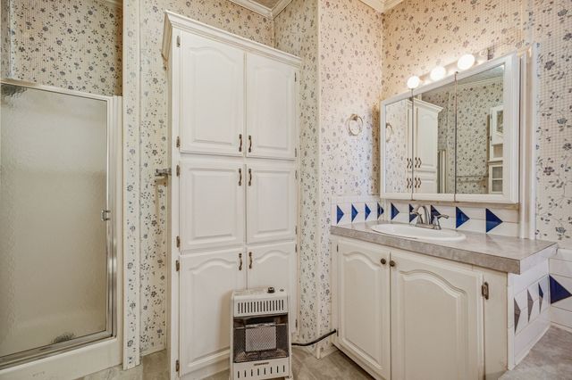1645 N Lakeview Drive, Palo Pinto, TX 76484
