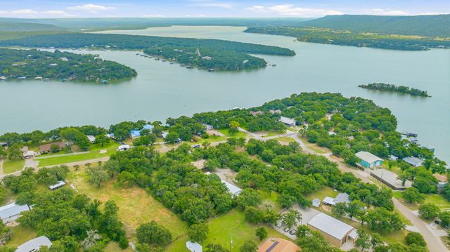 1645 N Lakeview Drive, Palo Pinto, TX 76484