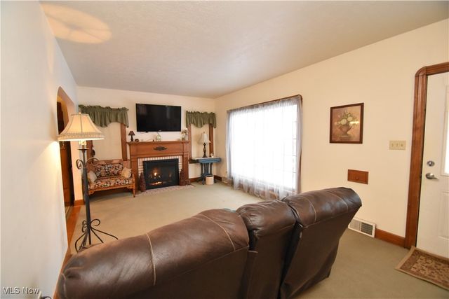 63 Clifton Drive, Boardman, OH 44512