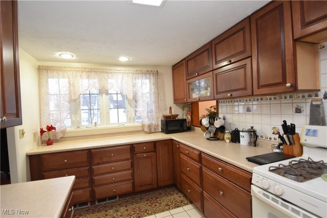 63 Clifton Drive, Boardman, OH 44512