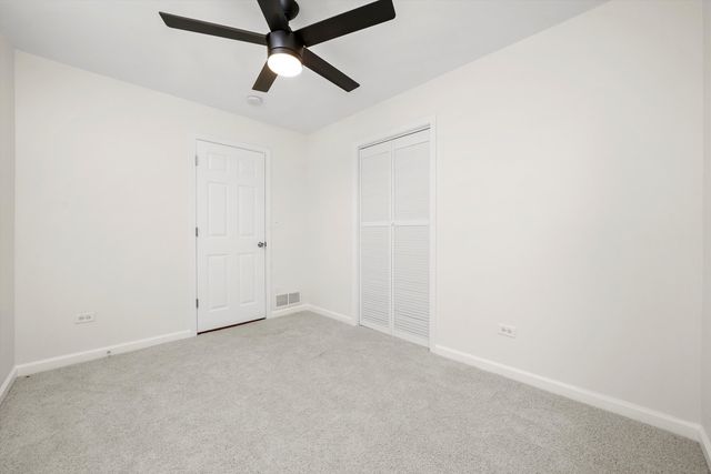 171 LAKESHORE Drive, Carpentersville, IL 60110