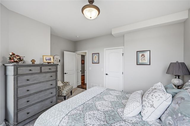 147 Heron Bay Drive, Poland, OH 44514