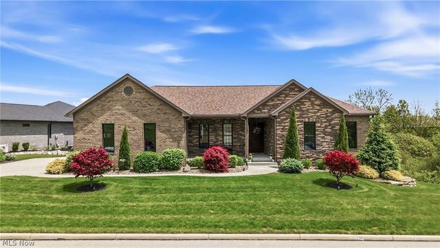 147 Heron Bay Drive, Poland, OH 44514