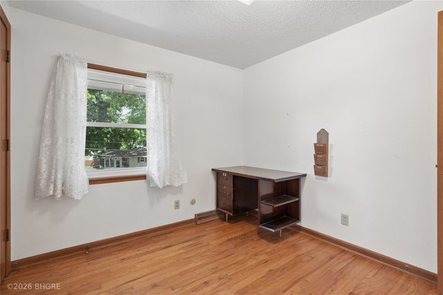 6406 Robin Drive, Des Moines, IA 50322