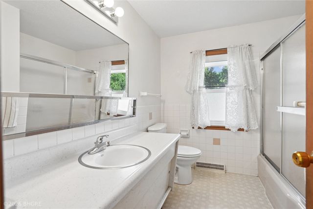 6406 Robin Drive, Des Moines, IA 50322