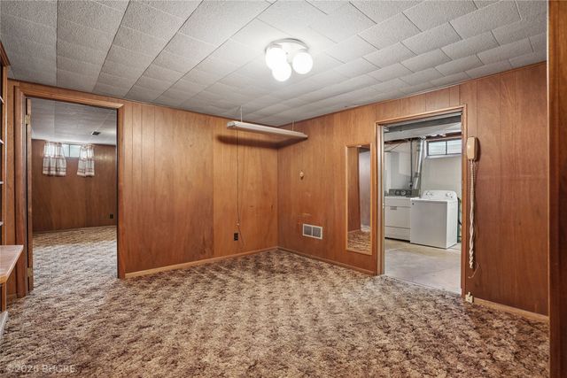 6406 Robin Drive, Des Moines, IA 50322