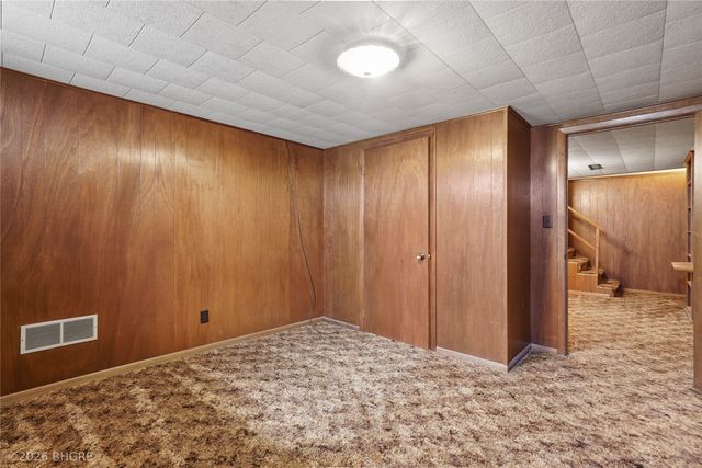 6406 Robin Drive, Des Moines, IA 50322