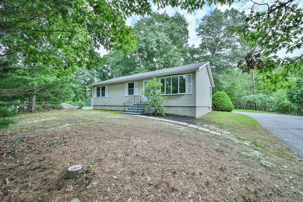 124 Sutton Road, Webster, MA 01570