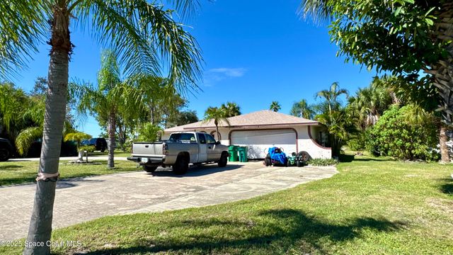 335 Newfound Harbor Drive, Merritt Island, FL 32952