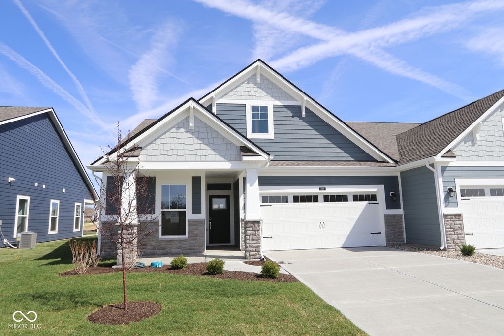 3215 Wrangler Drive, Bargersville, IN 46106