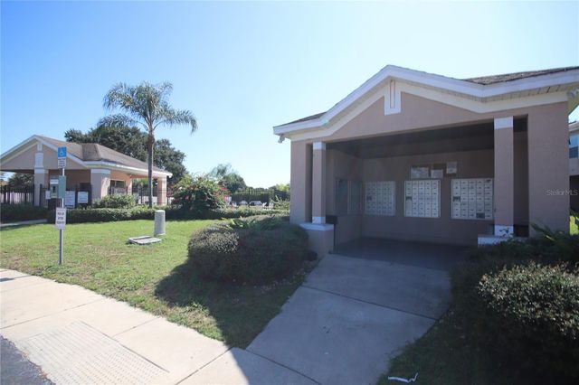 1575 BLUE MAGNOLIA ROAD, Brandon, FL 33510