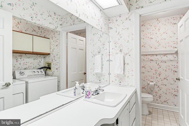 210 ALLENDALE RD, Mechanicsburg, PA 17055