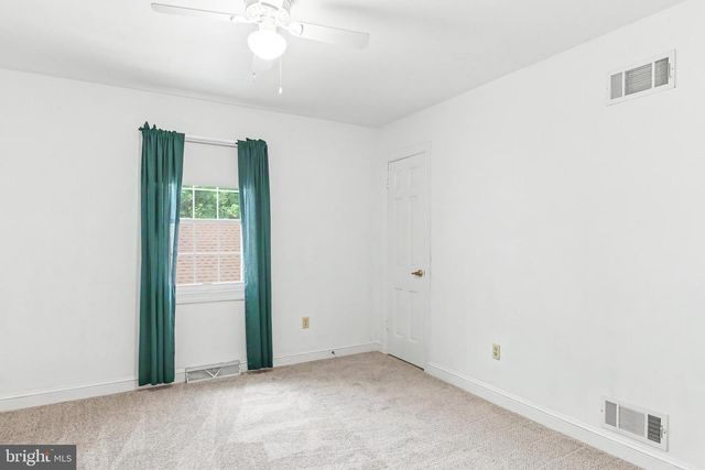 210 ALLENDALE RD, Mechanicsburg, PA 17055