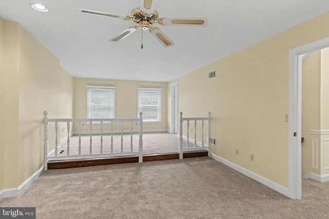 210 ALLENDALE RD, Mechanicsburg, PA 17055