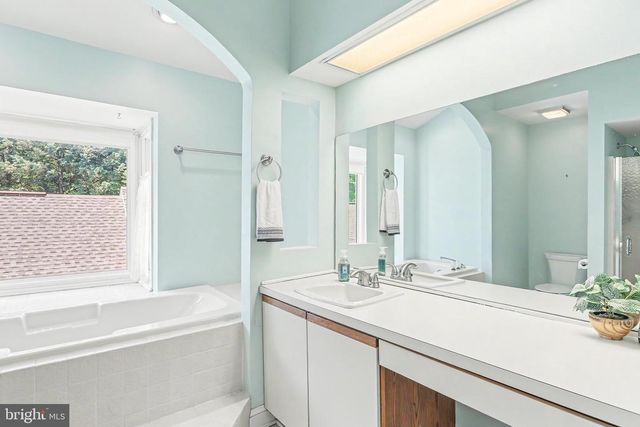 210 ALLENDALE RD, Mechanicsburg, PA 17055