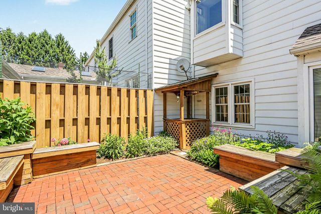 210 ALLENDALE RD, Mechanicsburg, PA 17055