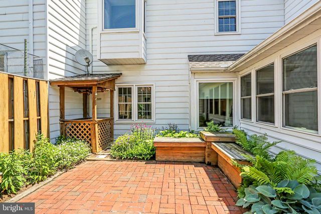 210 ALLENDALE RD, Mechanicsburg, PA 17055