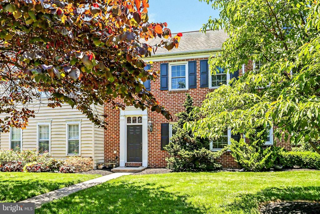 210 ALLENDALE RD, Mechanicsburg, PA 17055