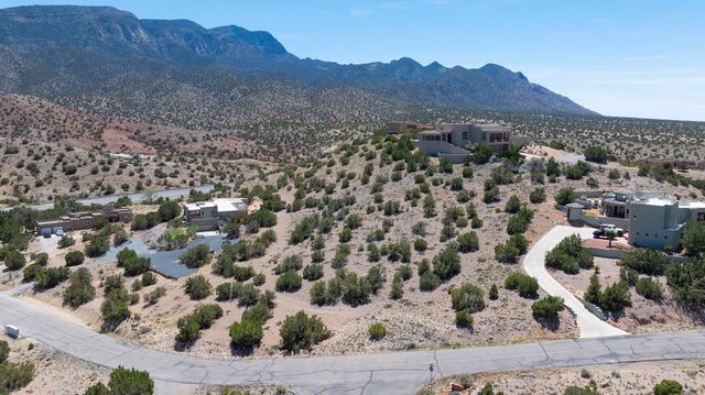 10 Vista de Oro, Placitas, NM 87043