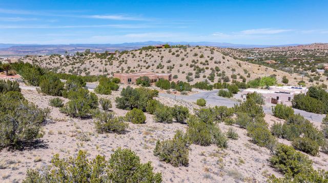 10 Vista de Oro, Placitas, NM 87043