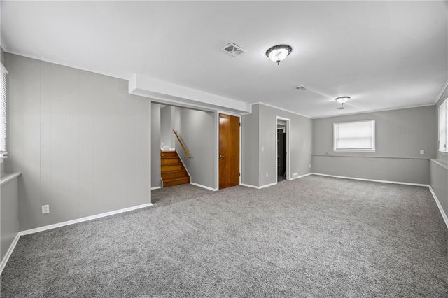 192 Summit Hill Drive, Greece, NY 14612