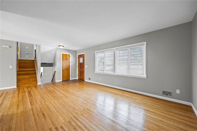 192 Summit Hill Drive, Greece, NY 14612