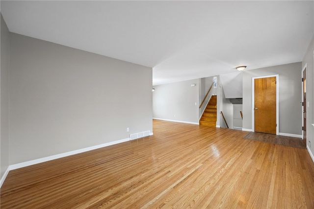 192 Summit Hill Drive, Greece, NY 14612