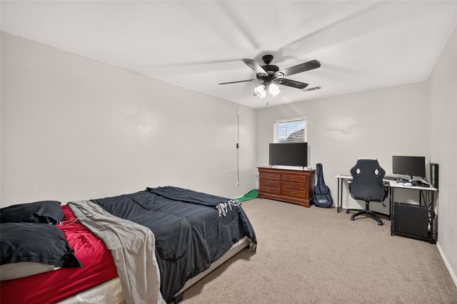 10634 Redwood Drive, Baytown, TX 77523