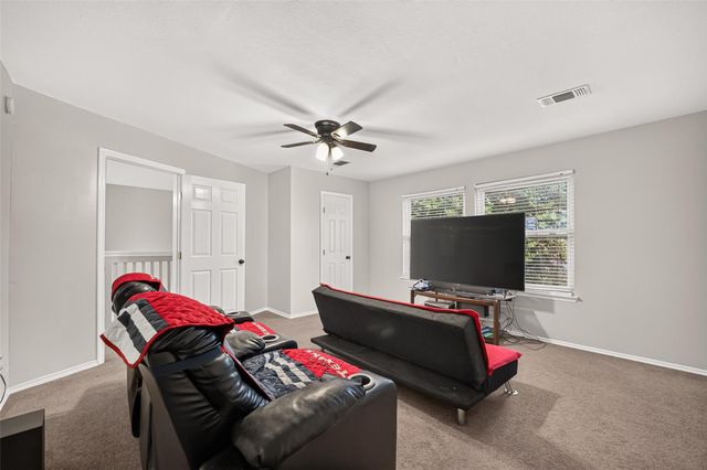 10634 Redwood Drive, Baytown, TX 77523