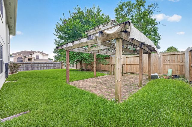 10634 Redwood Drive, Baytown, TX 77523