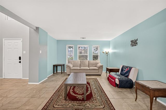 10634 Redwood Drive, Baytown, TX 77523