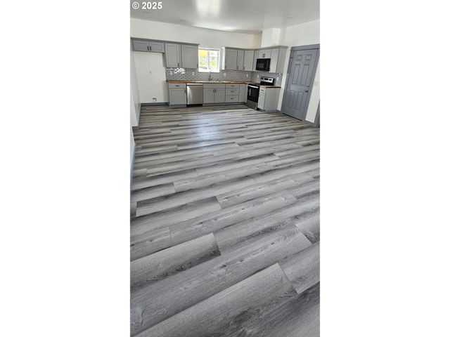 2108 True Ave, La Grande, OR 97850