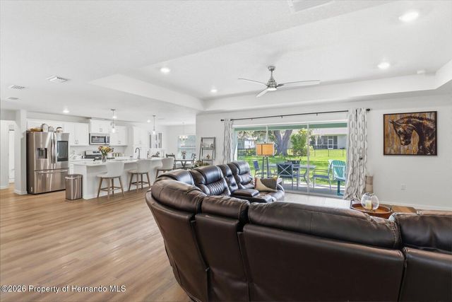 2366 Old Oak Trail, Brooksville, FL 34604