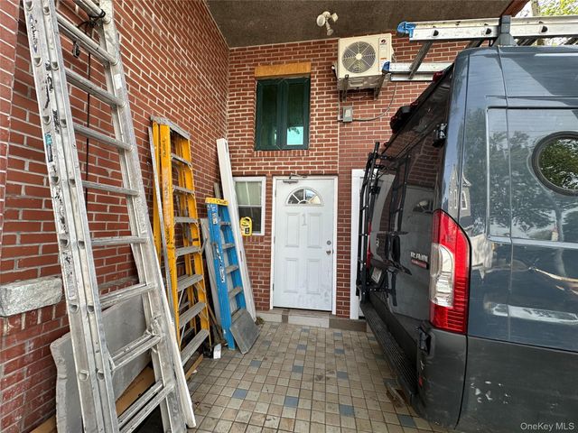 6111 159th Street, Fresh Meadows, NY 11365