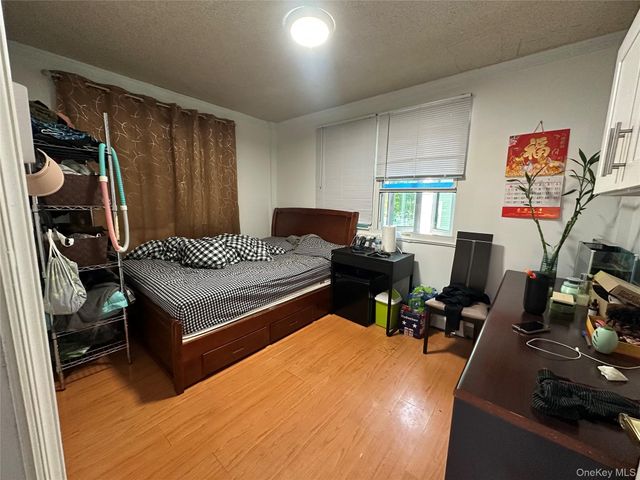 6111 159th Street, Fresh Meadows, NY 11365